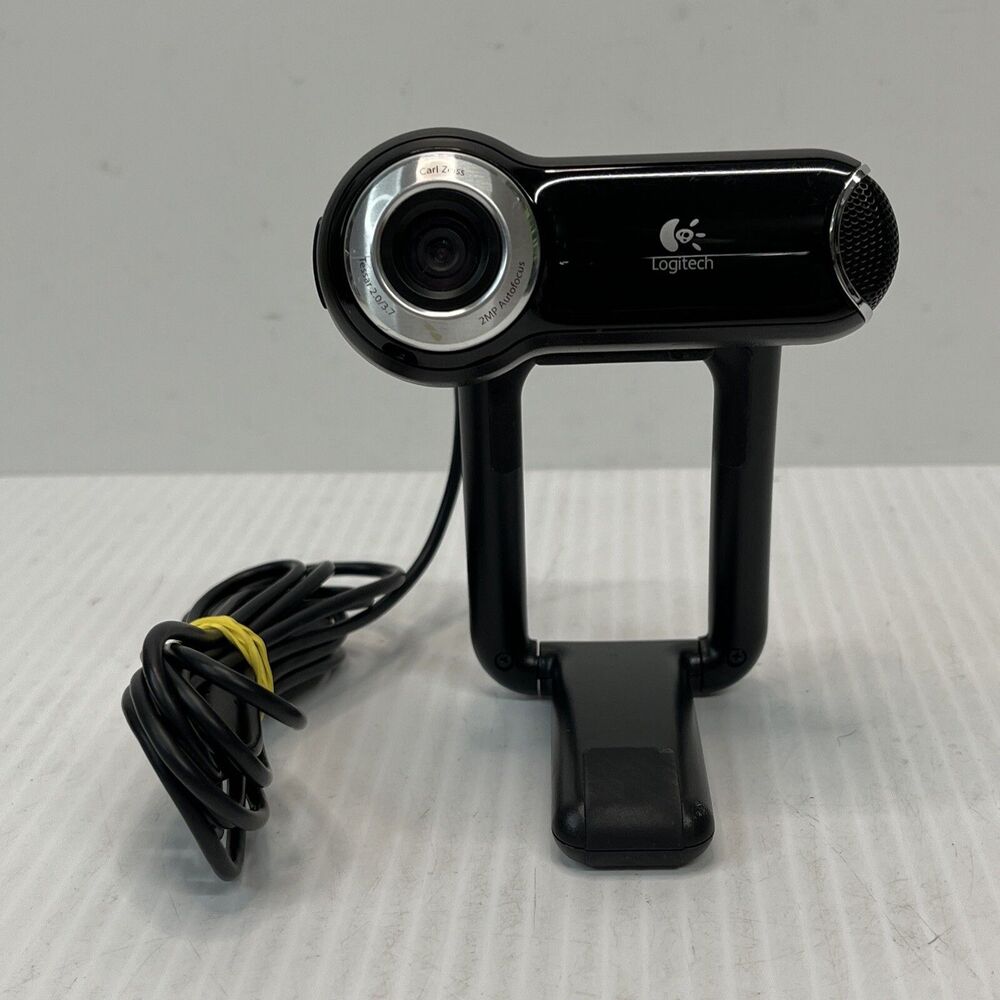 Logitech QuickCam Pro 9000 HD USB Webcam V-UBM46 Carl Zeiss 2MP Autofocus Lens
